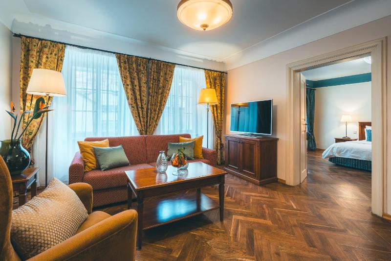 Premium Suite image 3