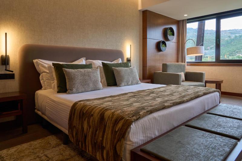 Double Room image 3