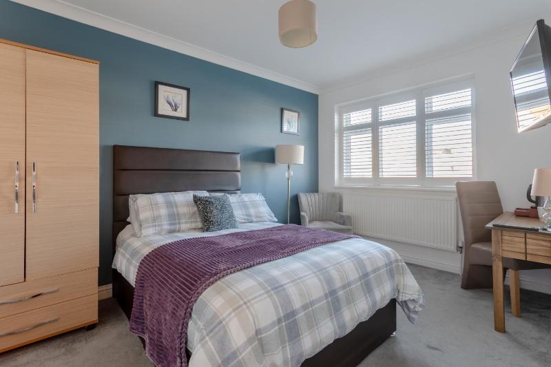 Deluxe Double Room image 3