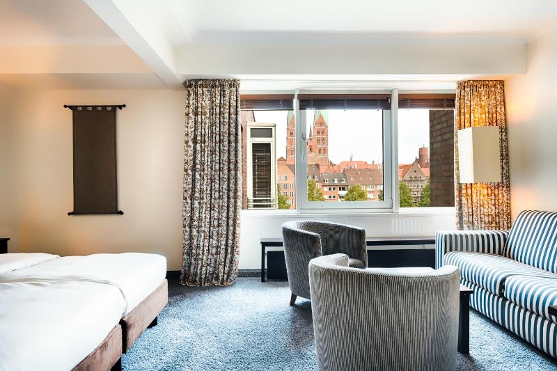 Superior Room image 3