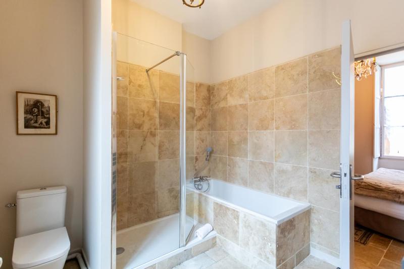 One-Bedroom Apartment Sancerre image 4