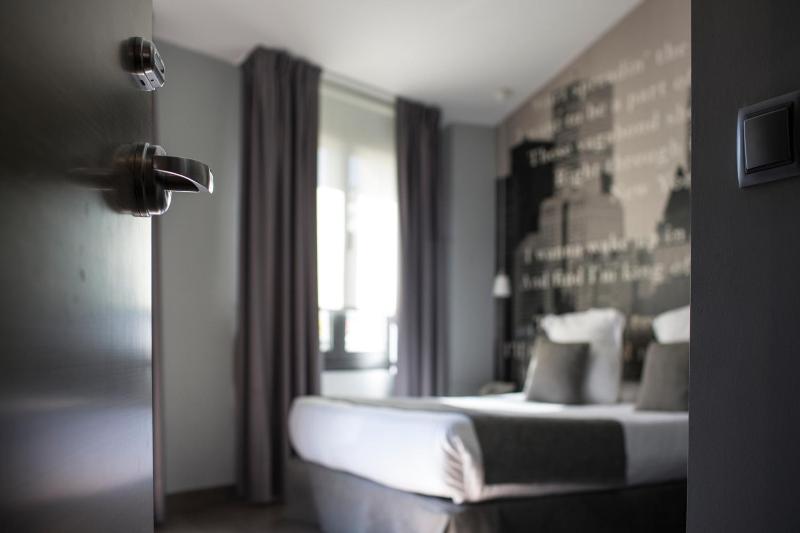 Superior Double Room image 2