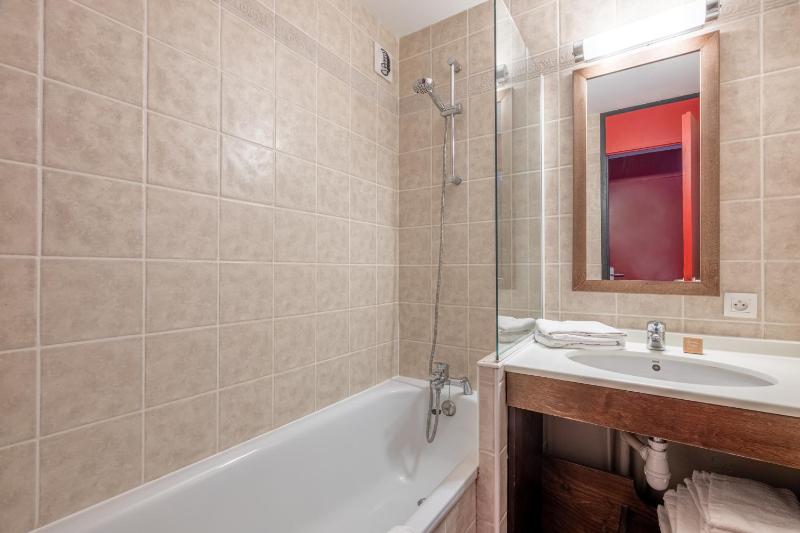 Two-Bedroom Apartment with Mountain View (6 people) image 4