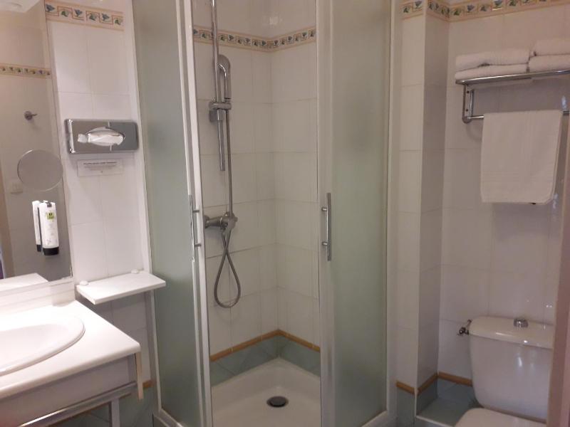 Double Room image 2