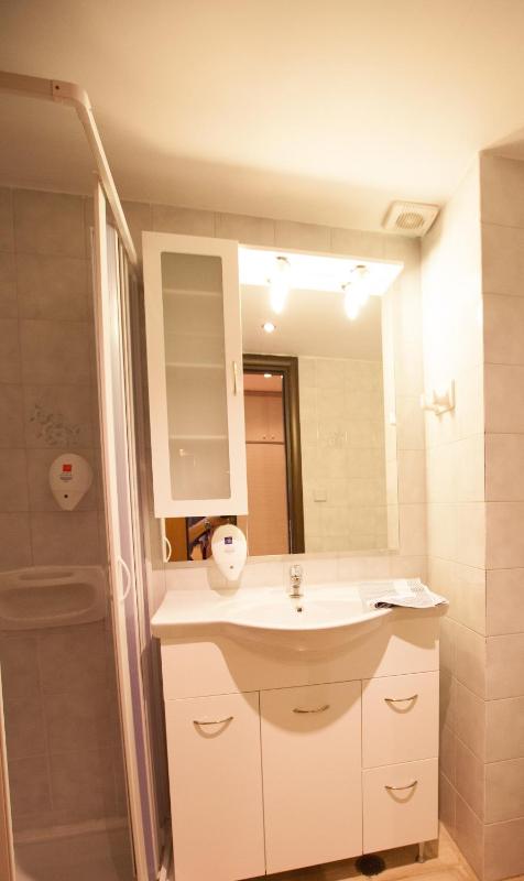 Twin Room with Sea View image 2