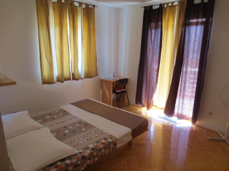 Apartment with Balcony image 3