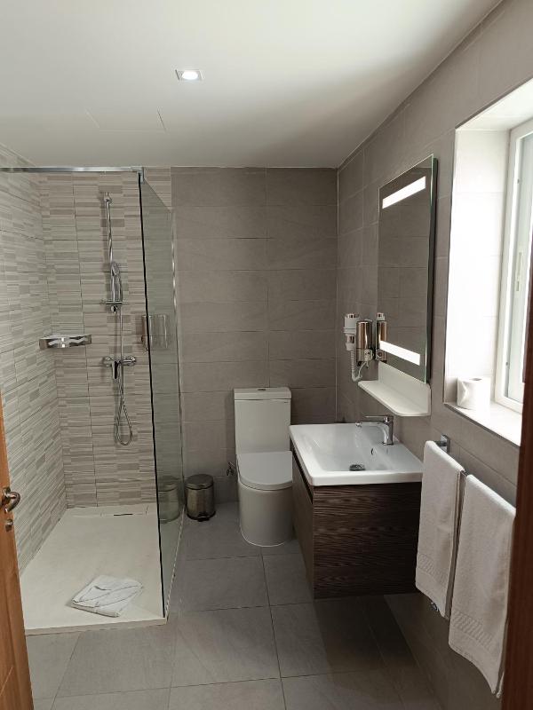 Superior Double Room image 4