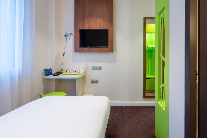 One Single Bed - Room Next Generation image 4