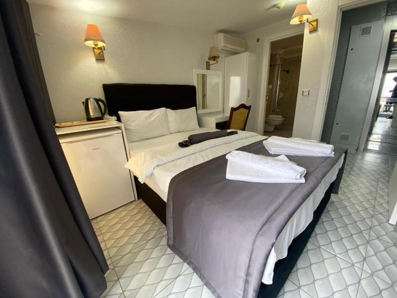 King Room with Sea View image 3