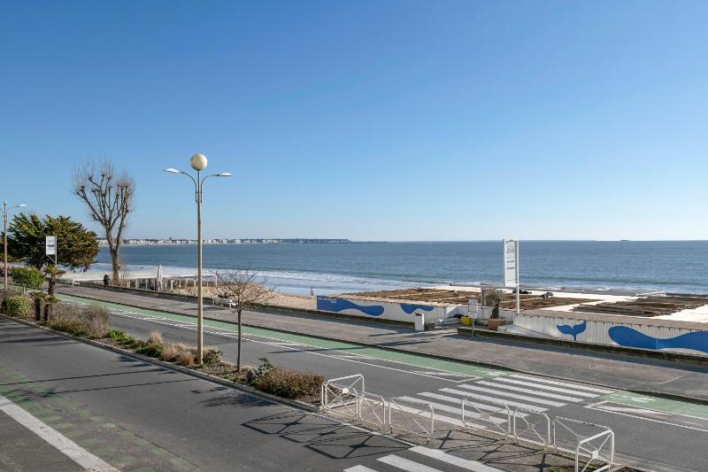 Échappée à 4 - Superbe vue mer - 30m de la plage - image 7