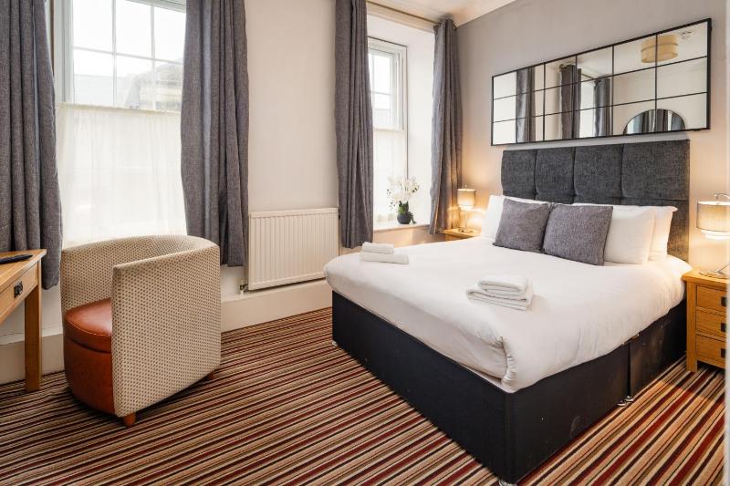 Double Room image 4