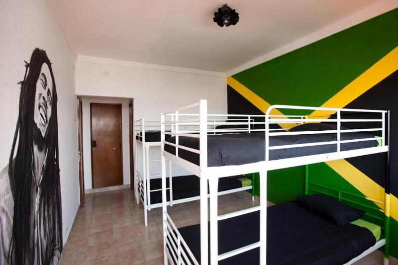 Single Bed in 4-Bed Dormitory Room image 3