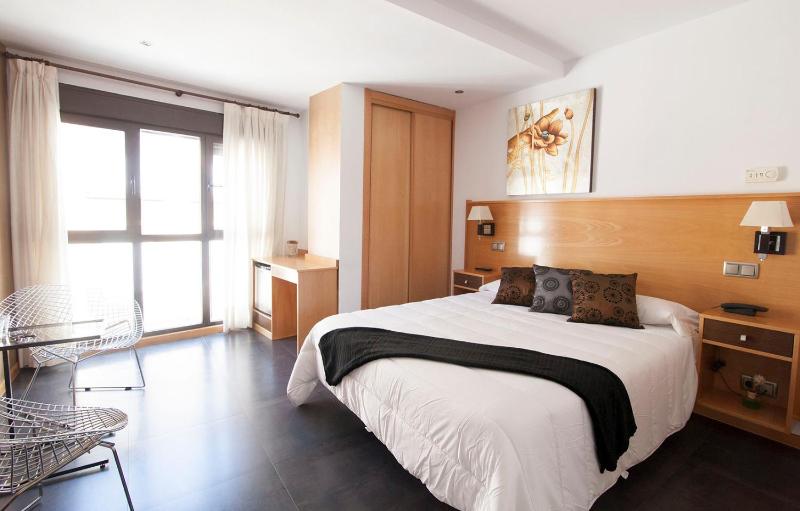 Superior Double Room image 1