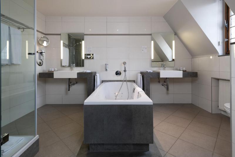 Junior Suite image 3