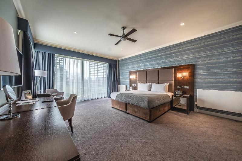 Deluxe Room image 1