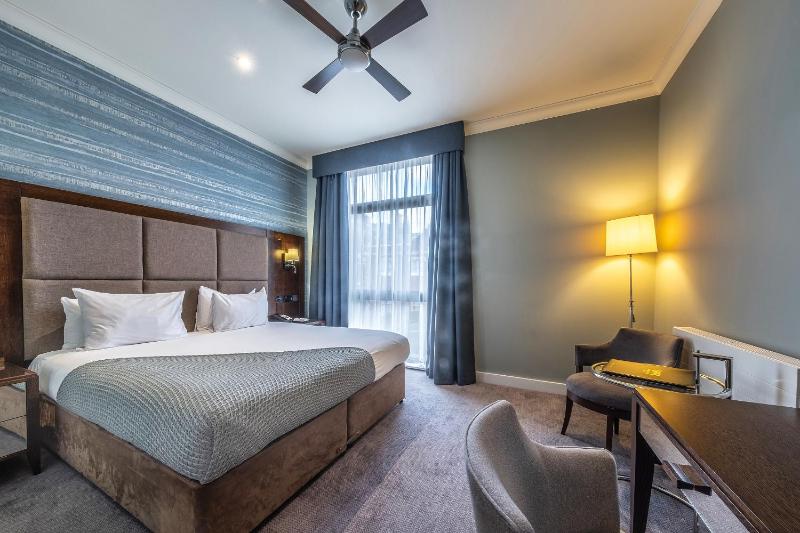 Classic Room image 1