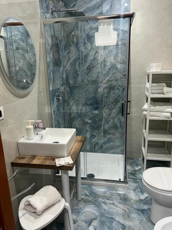 Triple Room with Private External Bathroom image 2
