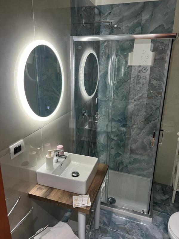 Triple Room with Private External Bathroom image 4