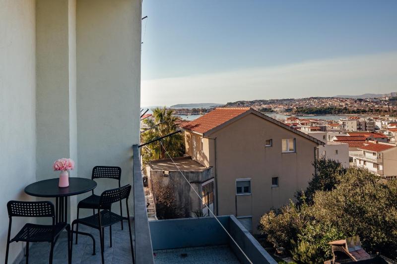 Apartman M&S s bazenom Split - Podstrana - image 12
