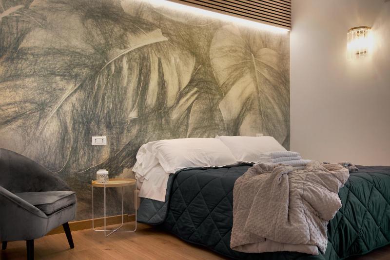 Standard Double or Twin Room image 4