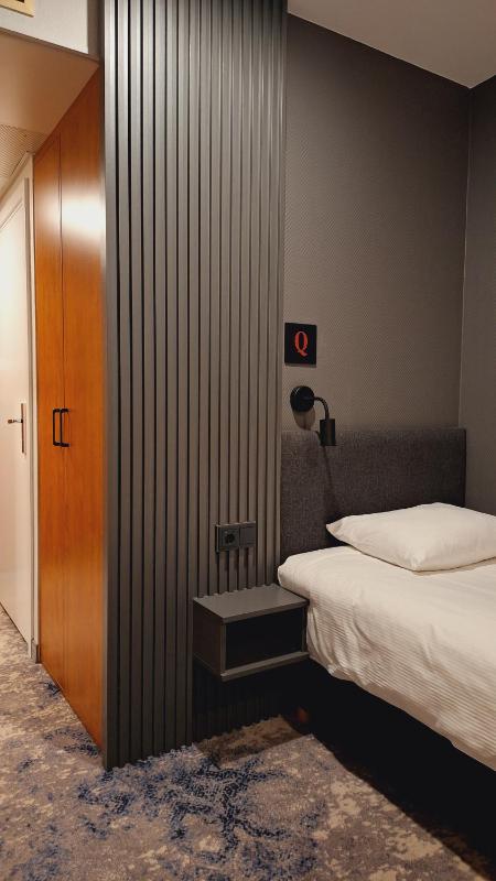 Comfort Single Room image 2