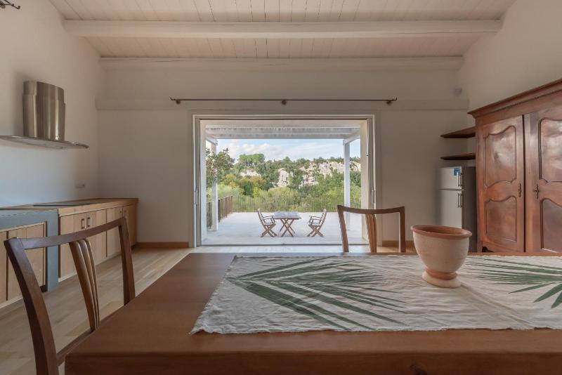 Villa Manghisi - IsulaTravel - image 11