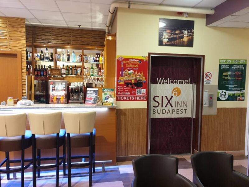 Six Inn Hotel Budapest - image 2