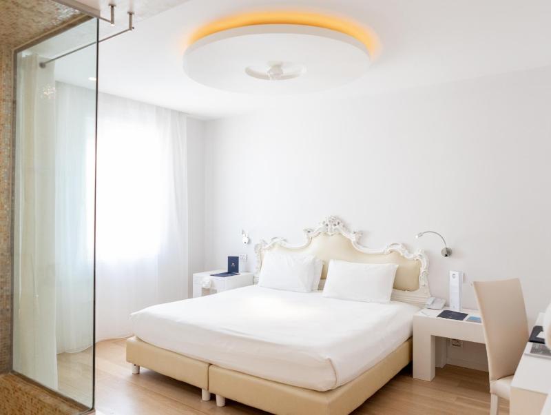 Superior Double or Twin room  - Free Spa Access image 1