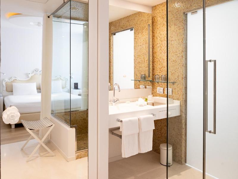 Superior Double or Twin room  - Free Spa Access image 4