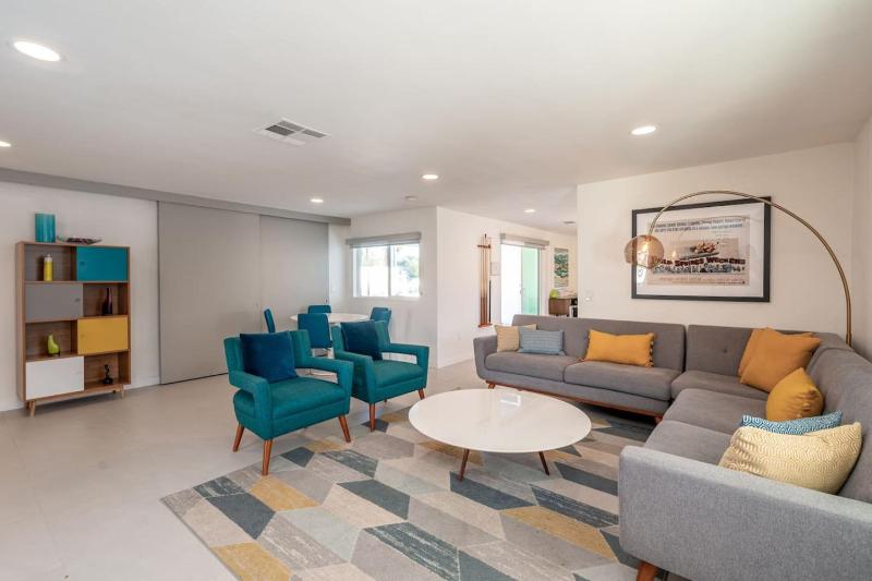 Villa Mosaic Vibrant Palm Springs Retreat - image 39