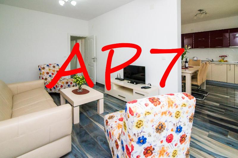 Two-Bedroom Apartment (7) image 1