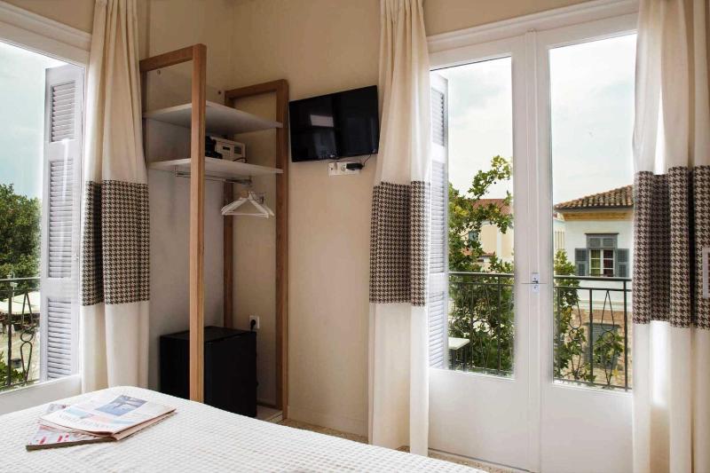 Superior Double Room image 3