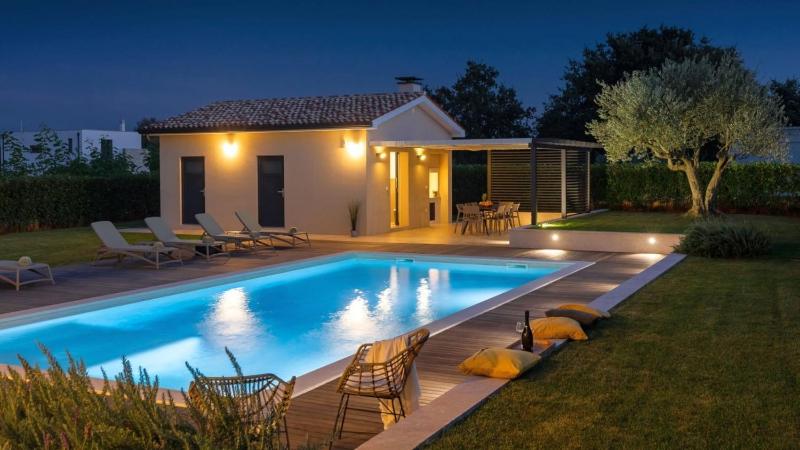 Villa Amoroso by Villas Holiday - image 33