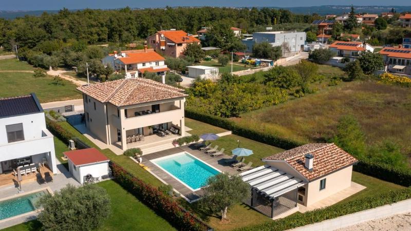 Villa Amoroso by Villas Holiday - image 10