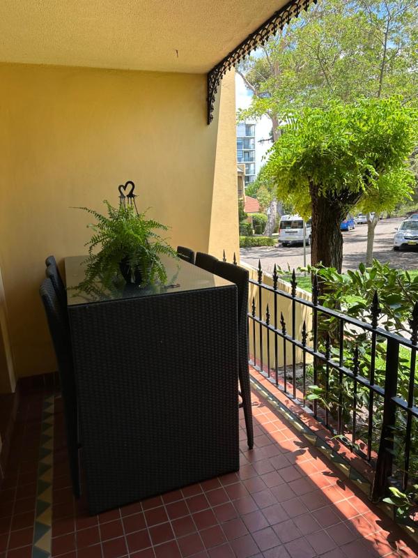 View St Apartment image 2