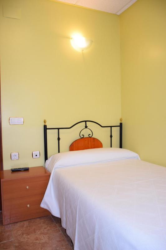 Single Room image 1