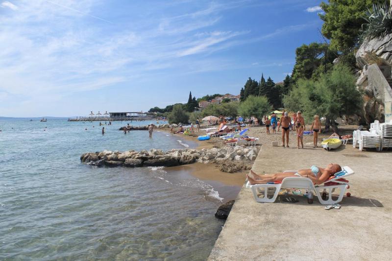 Apartments by the sea Duce Omis - 21876 - image 7