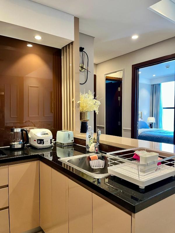 Seaview Luxury 2BR Apartment 25th Floor - image 15