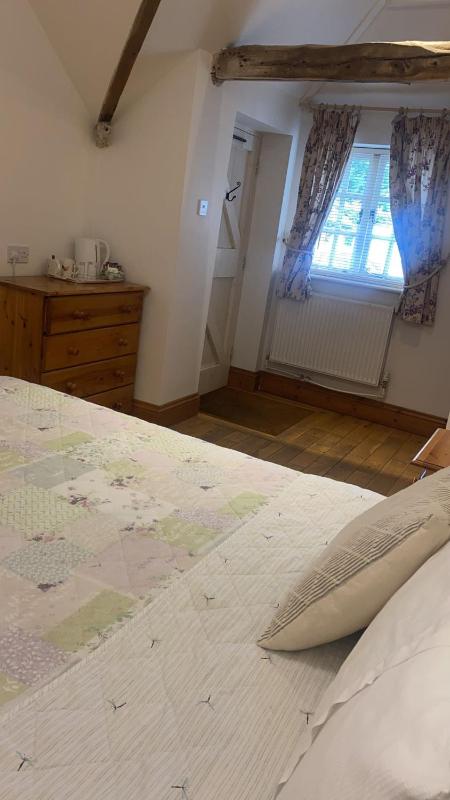Double Room image 4
