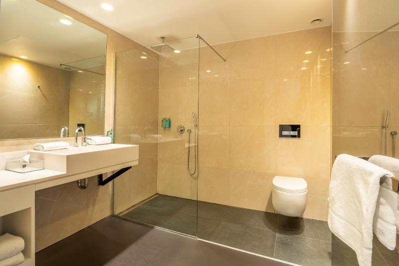 B-aparthotel Regent - image 13