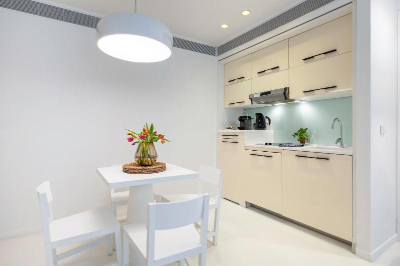 B-aparthotel Regent - image 16