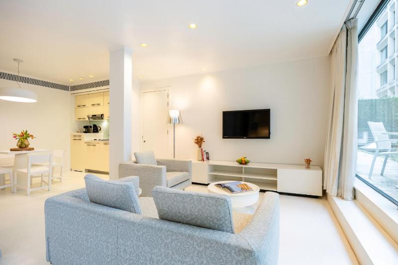 B-aparthotel Regent - image 11
