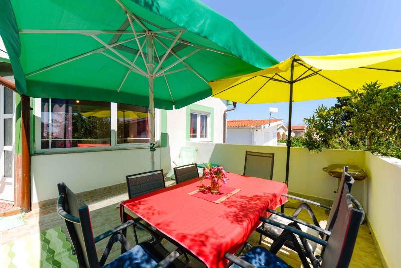 Apartments in Vir - Insel Vir 34750 - image 5