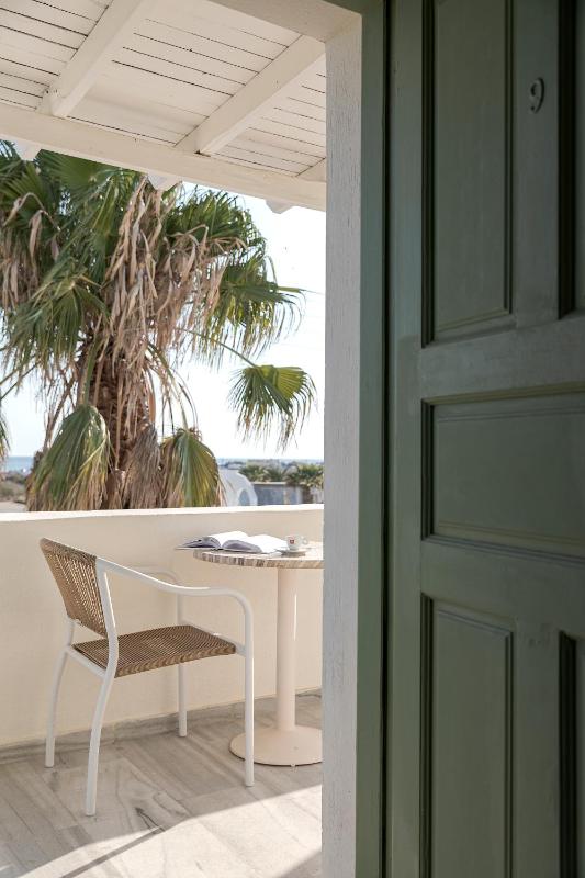 Family One-Bedroom Apartment with Garden View image 3