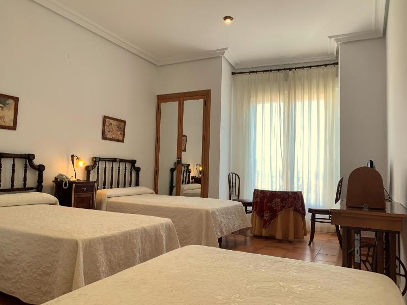 Triple Room image 1
