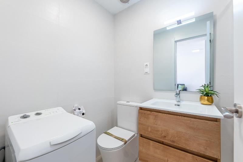 797 HOLIDAY RENTALS - acogedor apartamento con hermosas vistas - image 24