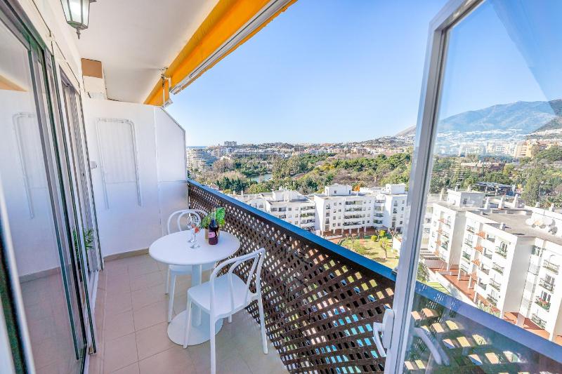 797 HOLIDAY RENTALS - acogedor apartamento con hermosas vistas - image 8