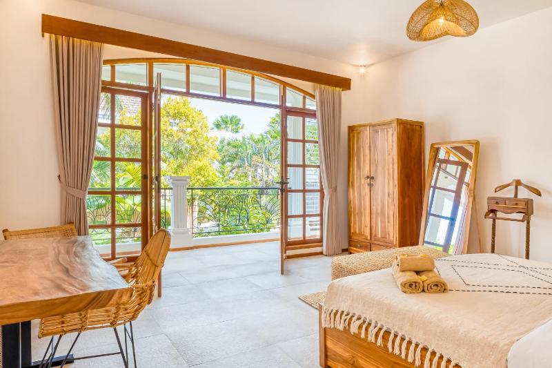 Villa San Diego: Brand New 4BDR - image 8