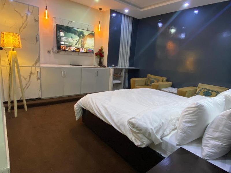 Budget Triple Room image 3