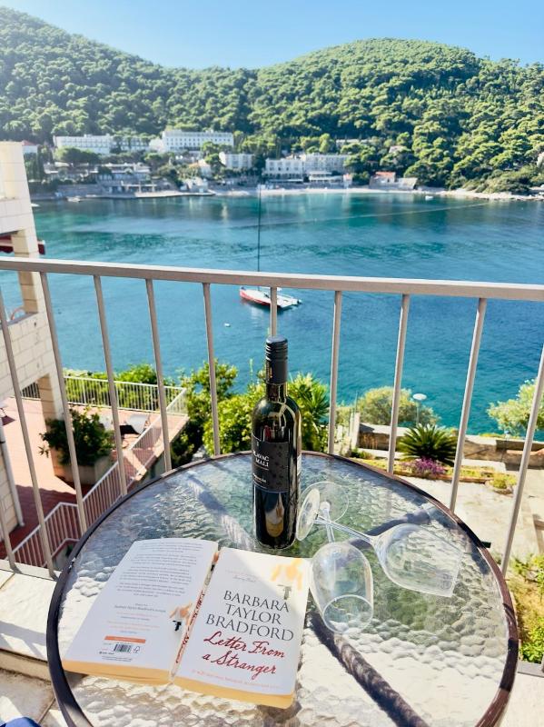 Private Entrance - One-Bedroom Apartment with Balcony and Sea View image 1